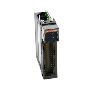 Sistema de control de automatización El cliente requiere un controlador PLC 1756-IF8 con pantalla LED