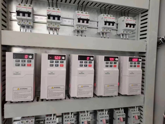 DL100-4T0007B Inversor de frecuencia universal 0,75KW para la máquina de grabado Simphoenix
